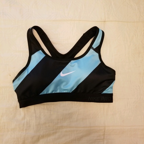 NIKE sports bra - Picture 1 of 3